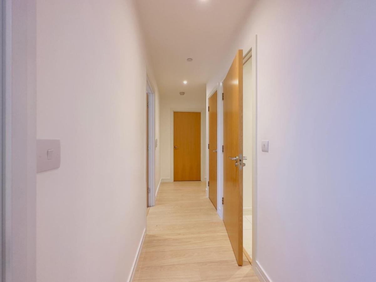 Luxurious Comfy Penthouse - Steps To East Croydon Train Station - Views公寓 外观 照片
