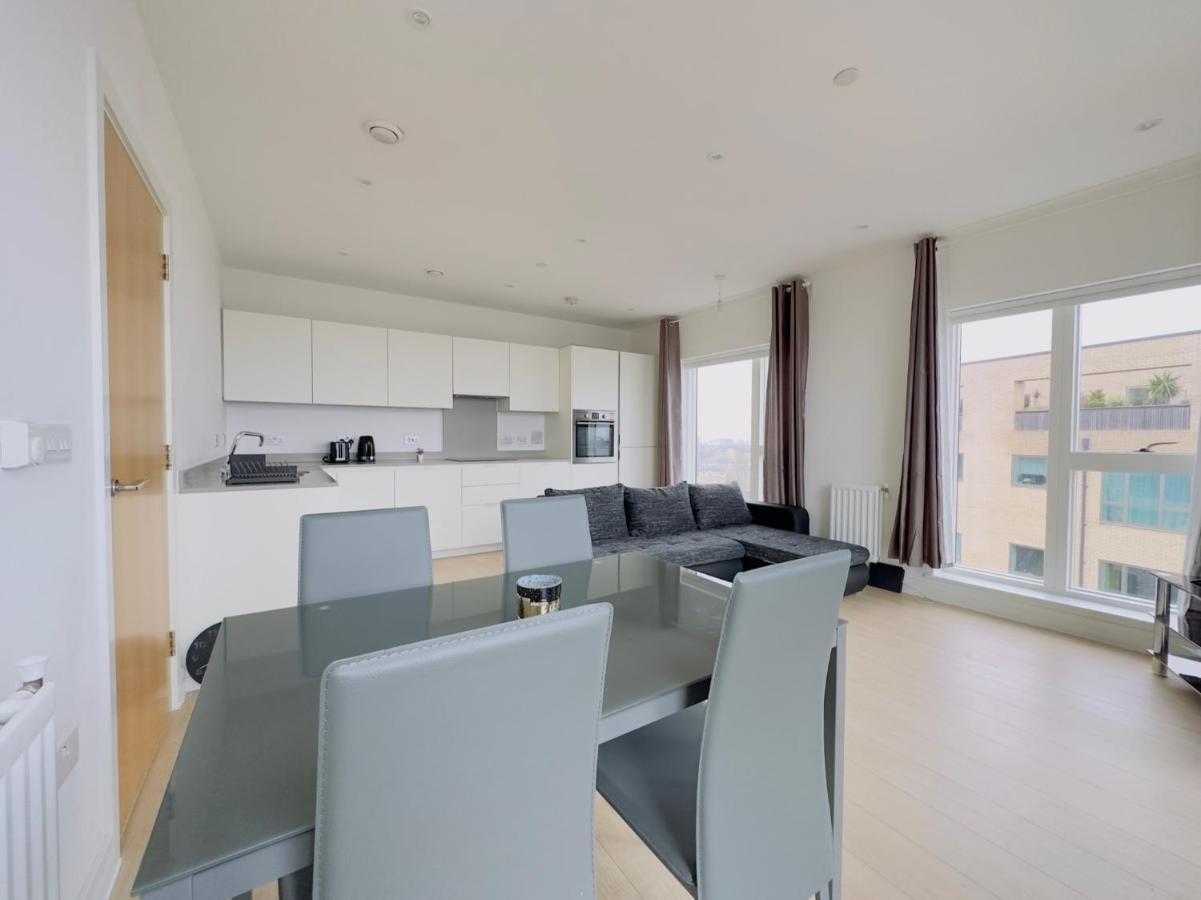 Luxurious Comfy Penthouse - Steps To East Croydon Train Station - Views公寓 外观 照片