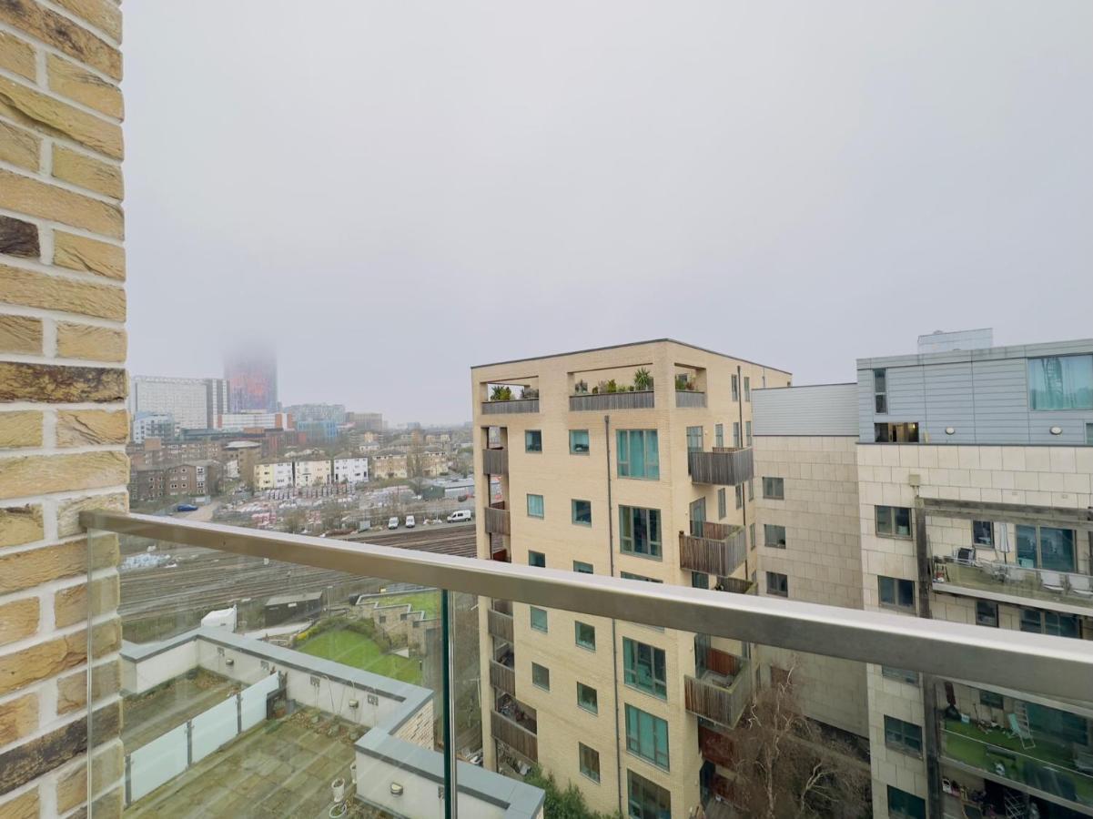 Luxurious Comfy Penthouse - Steps To East Croydon Train Station - Views公寓 外观 照片