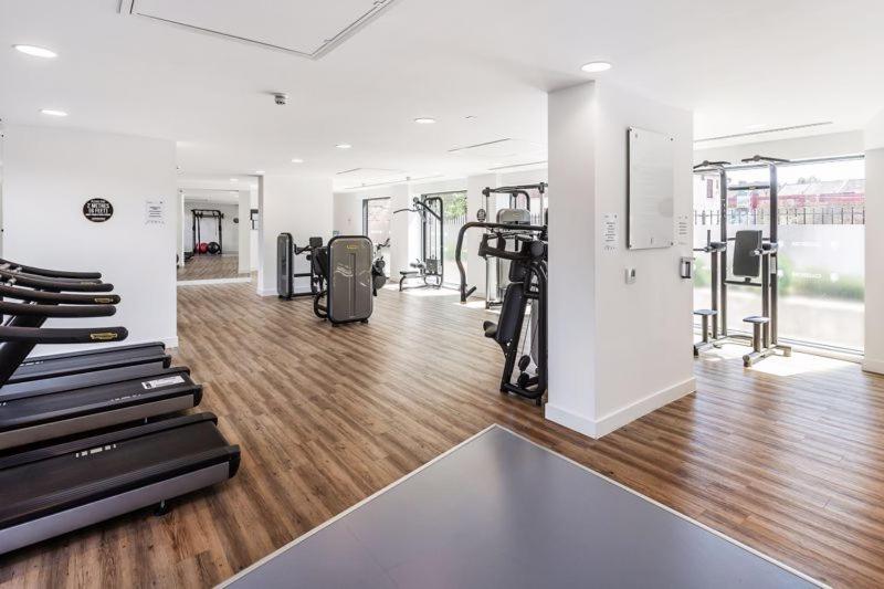 Luxurious Comfy Penthouse - Steps To East Croydon Train Station - Views公寓 外观 照片